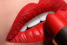 Load image into Gallery viewer, Lipcote Lipstick Sealer The Secret to Long Lasting Lipstick /Makes Lipstick Stay longer/Turns lip gloss to Matte